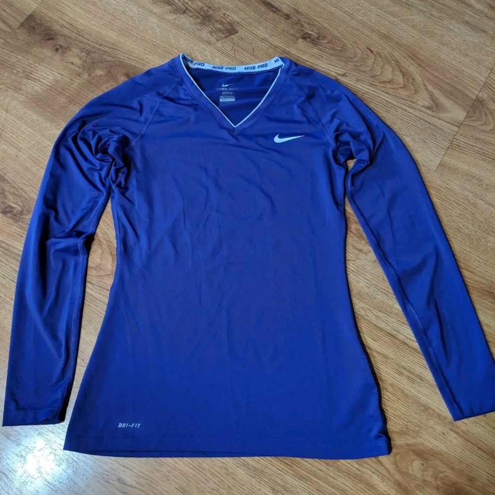 Nike pro purple fitted long sleeve size medium